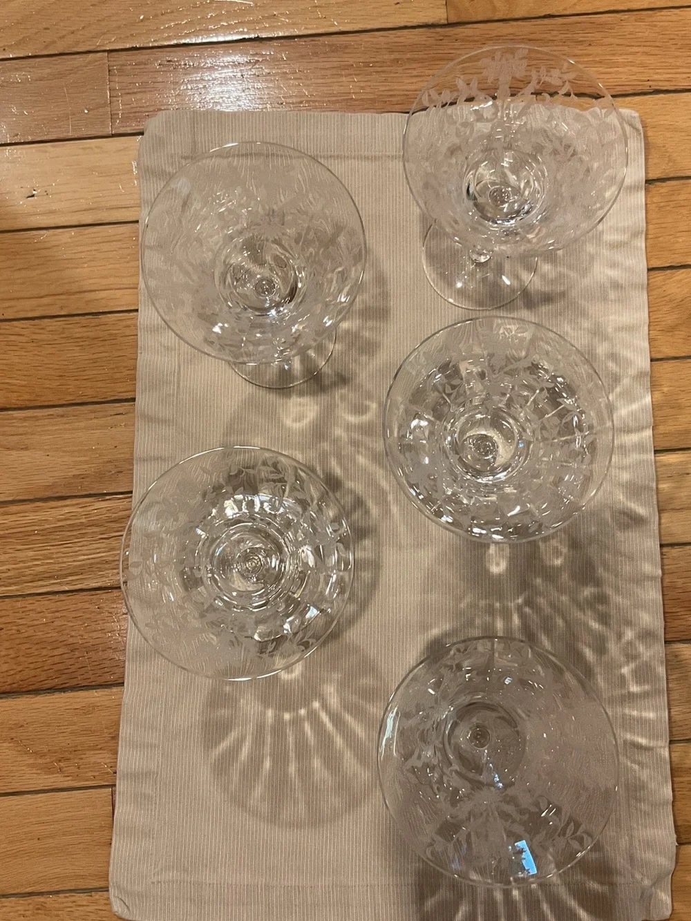 Champagne / tall sherbet, stemware